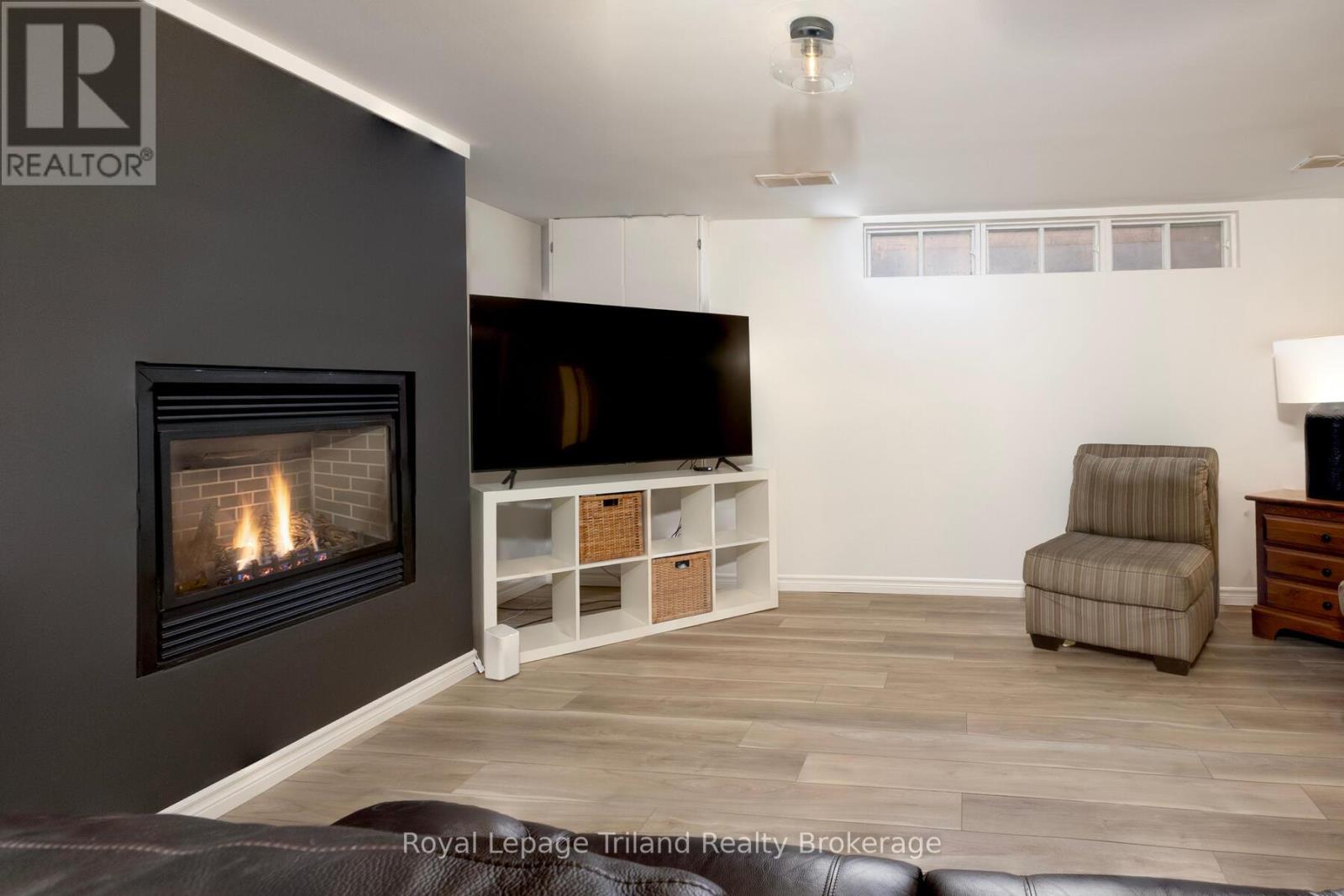 26 Knowles Drive, Woodstock (Woodstock - North), Ontario  N4S 8T8 - Photo 27 - X12879468