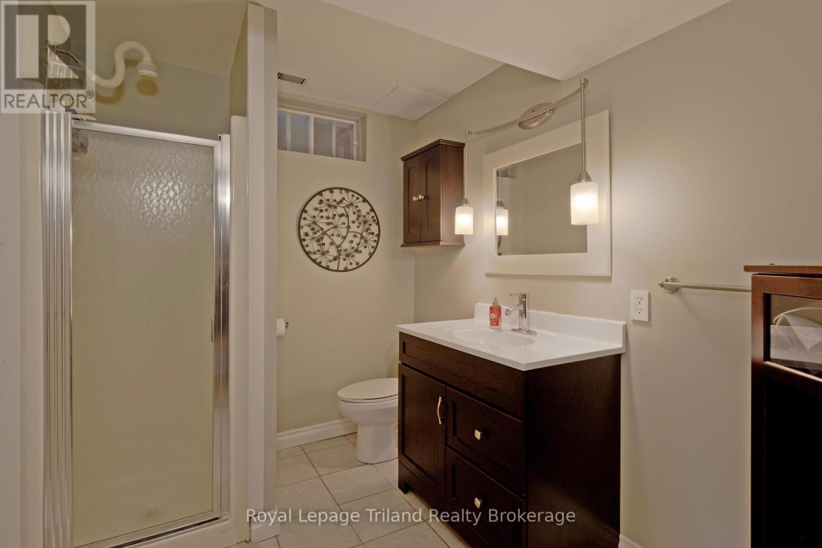 26 Knowles Drive, Woodstock (Woodstock - North), Ontario  N4S 8T8 - Photo 30 - X12879468