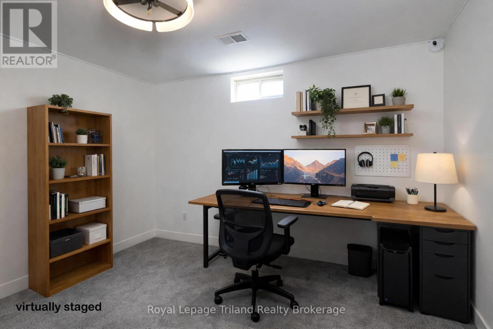 26 Knowles Drive, Woodstock (Woodstock - North), Ontario  N4S 8T8 - Photo 31 - X12879468