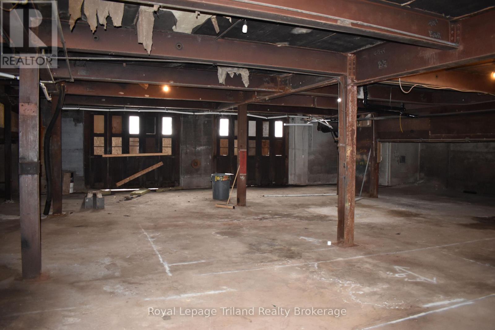 11 Ontario Road, West Perth (Mitchell), Ontario  N0K 1N0 - Photo 12 - X12880624