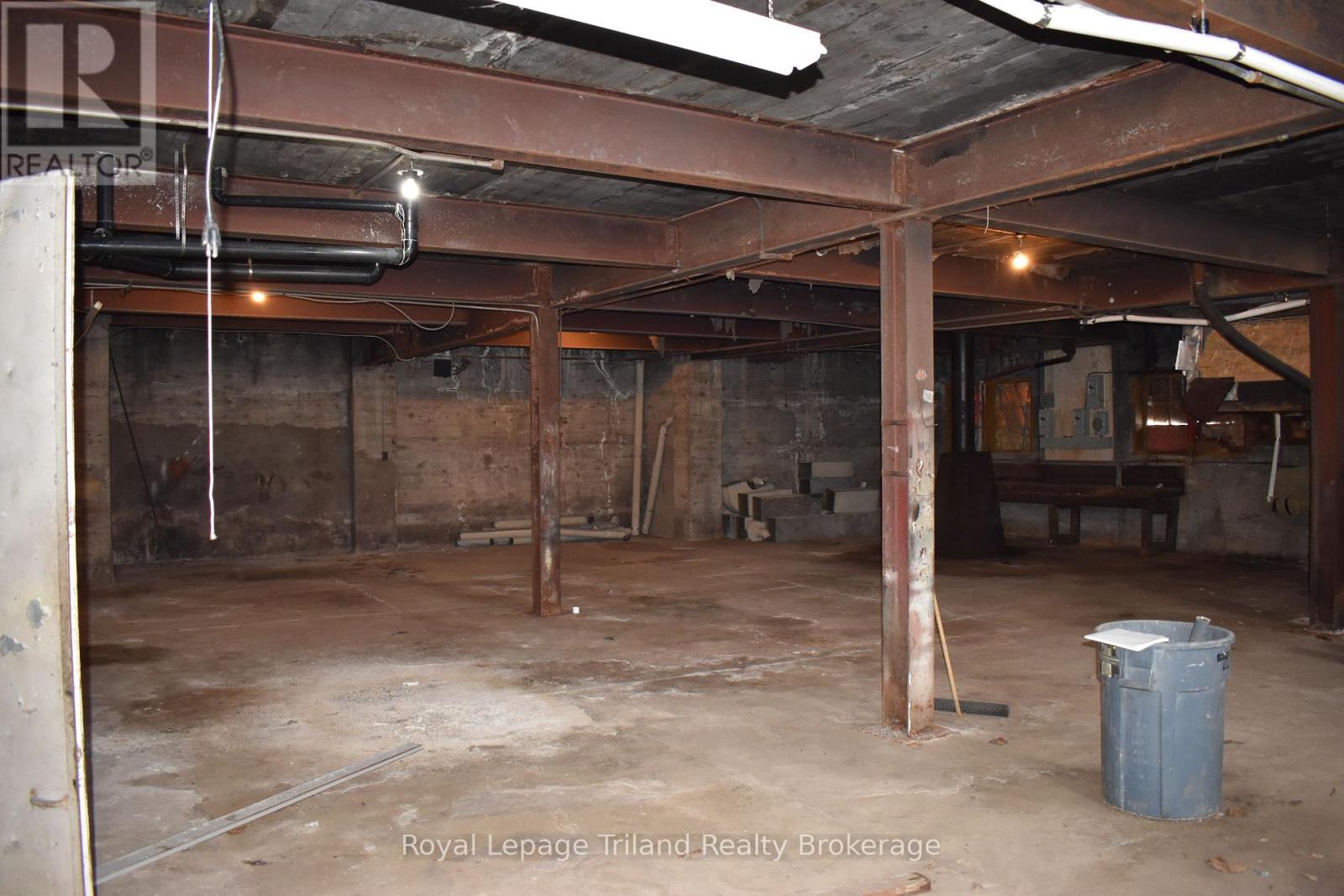 11 Ontario Road, West Perth (Mitchell), Ontario  N0K 1N0 - Photo 15 - X12880624