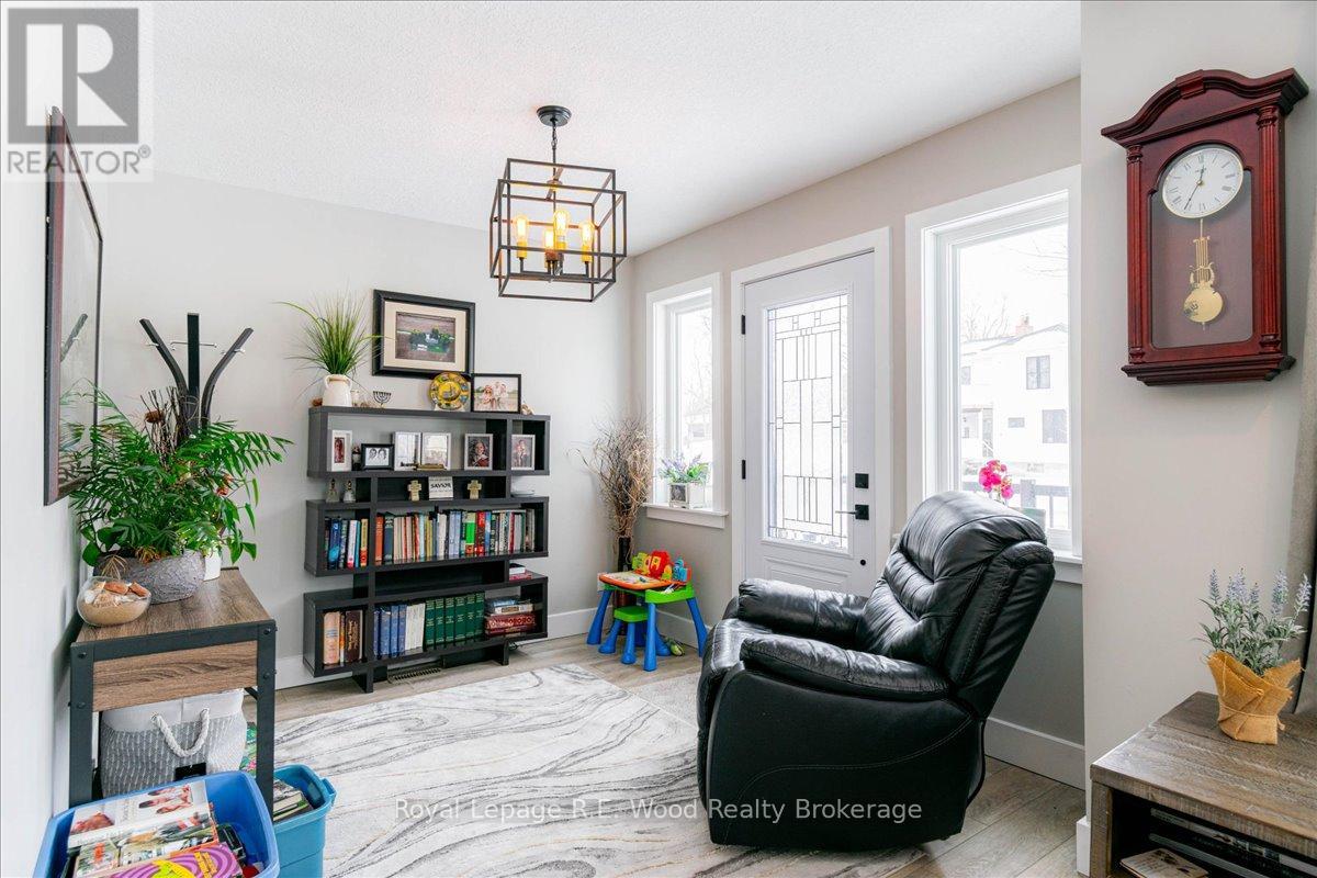 35 Church Street E, Norwich (Burgessville), Ontario  N0J 1C0 - Photo 13 - X12880628