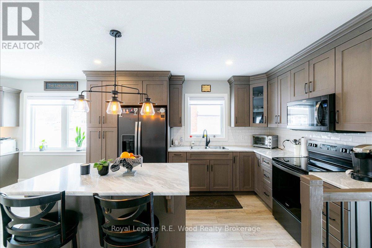 35 Church Street E, Norwich (Burgessville), Ontario  N0J 1C0 - Photo 4 - X12880628