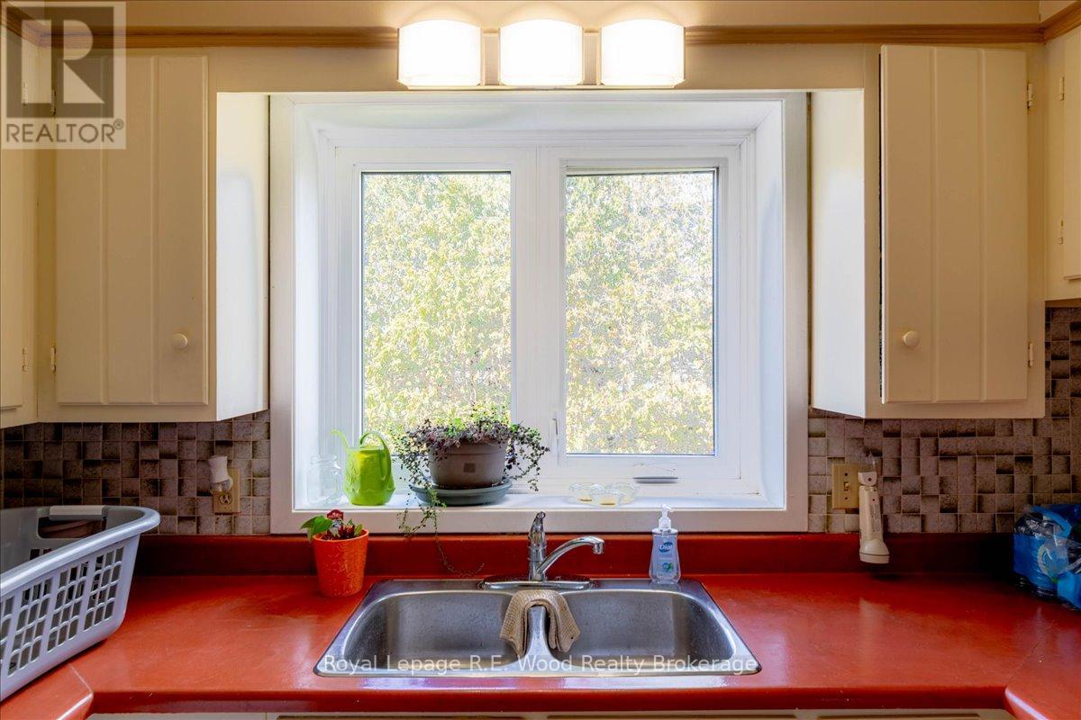 9 Woodcock Drive, Tillsonburg, Ontario  N4G 4L7 - Photo 30 - X12882318