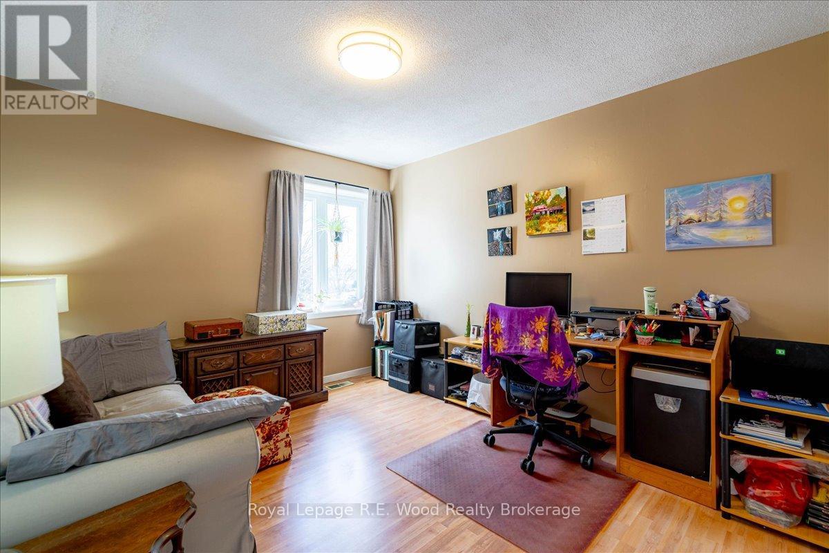 9 Woodcock Drive, Tillsonburg, Ontario  N4G 4L7 - Photo 34 - X12882318