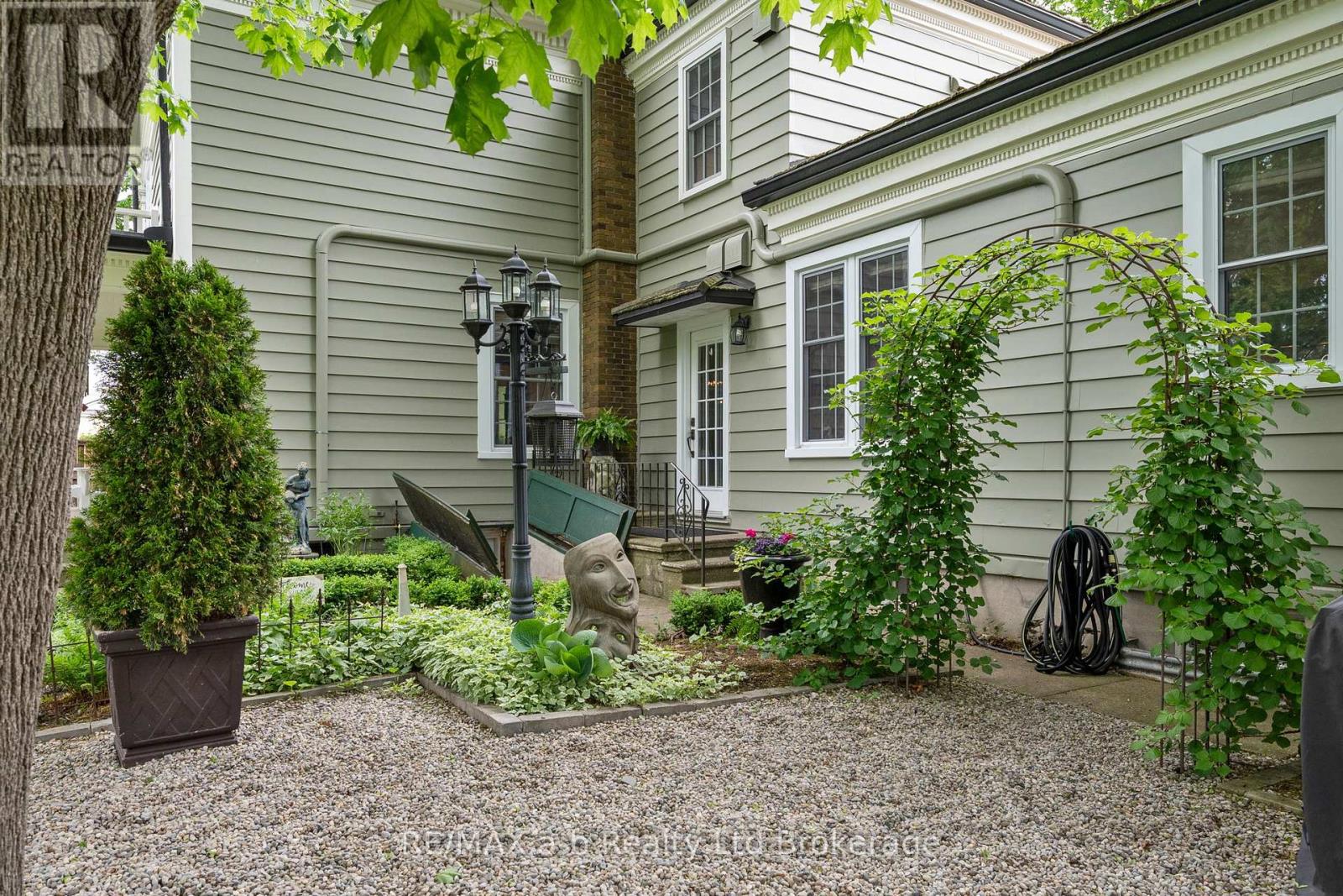 74 Centre Street, Aylmer, Ontario  N5H 2G5 - Photo 36 - X12886150