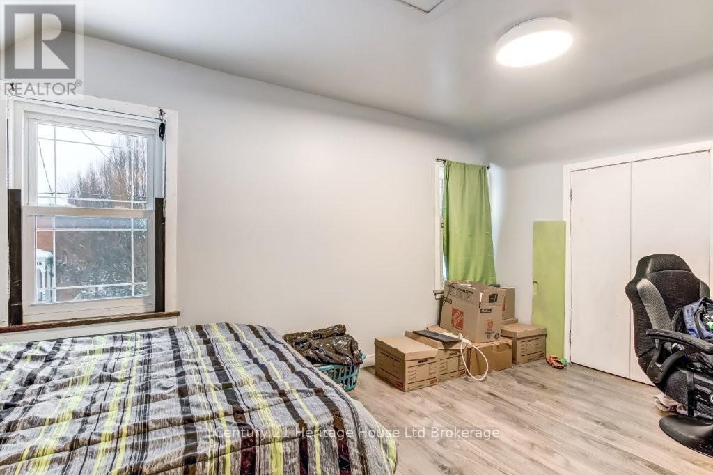 87 Bay Street, Woodstock (Woodstock - South), Ontario  N4S 3K7 - Photo 15 - X12888922