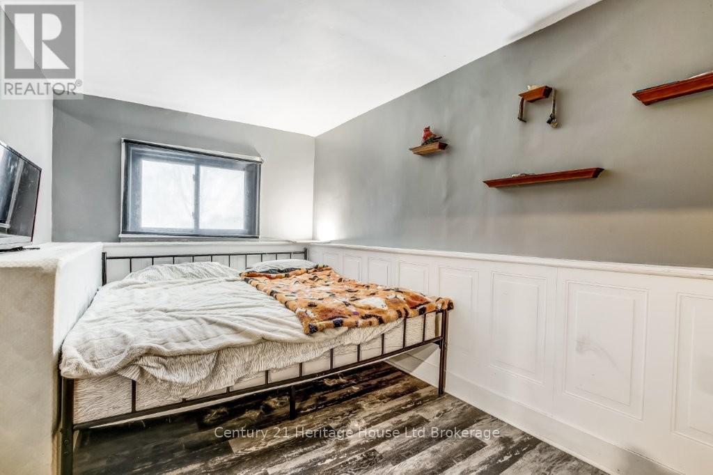 87 Bay Street, Woodstock (Woodstock - South), Ontario  N4S 3K7 - Photo 19 - X12888922