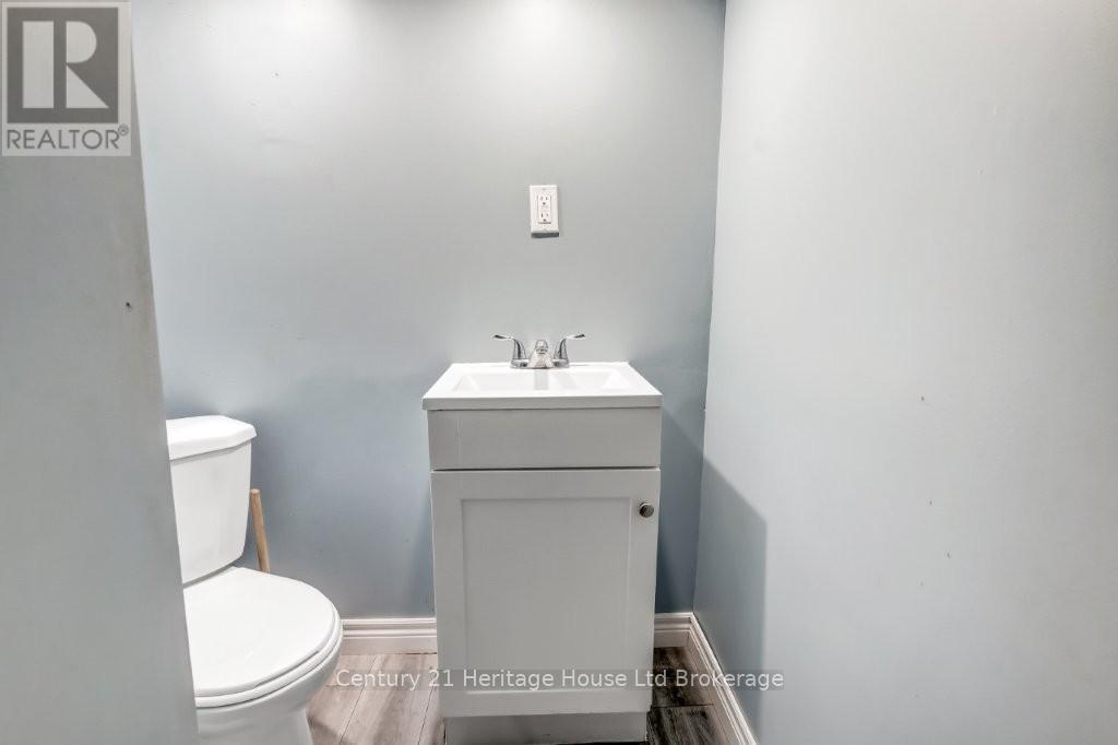 87 Bay Street, Woodstock (Woodstock - South), Ontario  N4S 3K7 - Photo 20 - X12888922