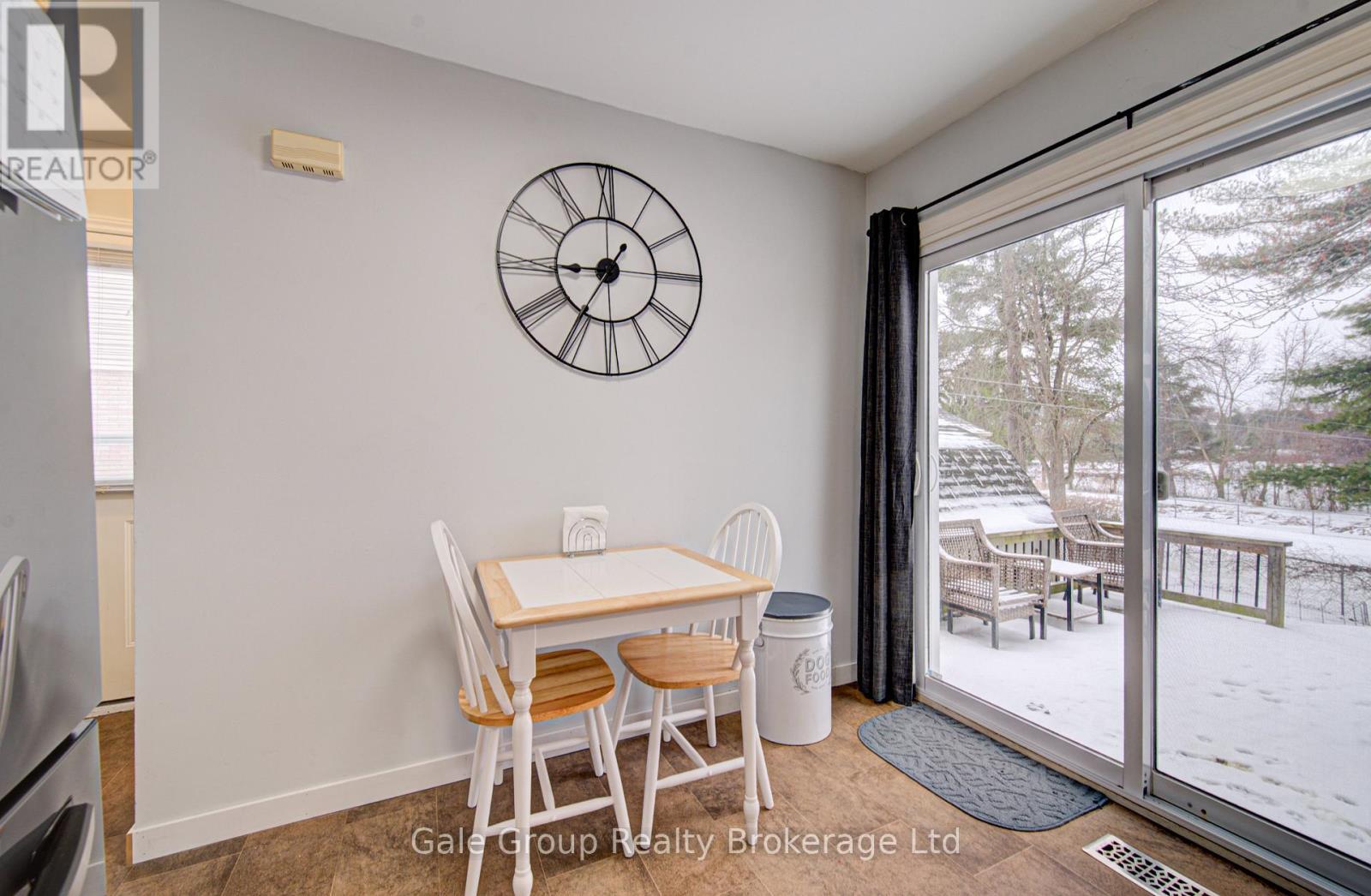 400 Odlum Drive, Woodstock (Woodstock - South), Ontario  N4S 3S2 - Photo 10 - X12890026