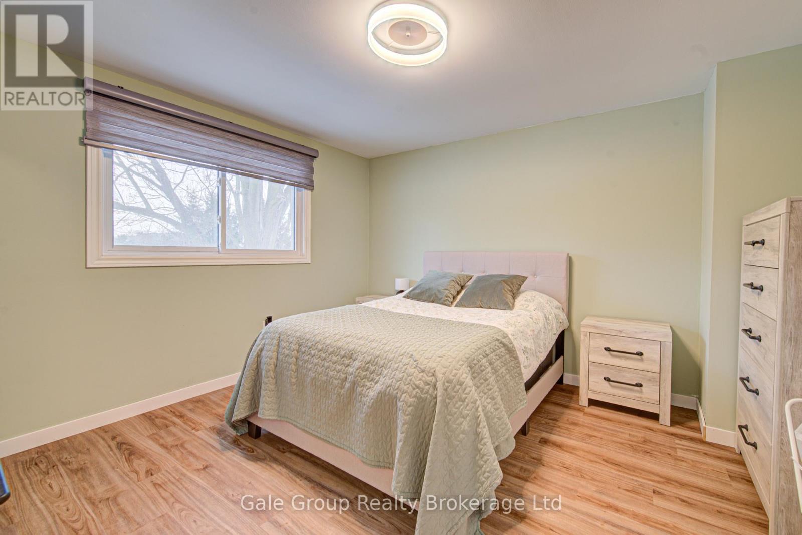 400 Odlum Drive, Woodstock (Woodstock - South), Ontario  N4S 3S2 - Photo 15 - X12890026