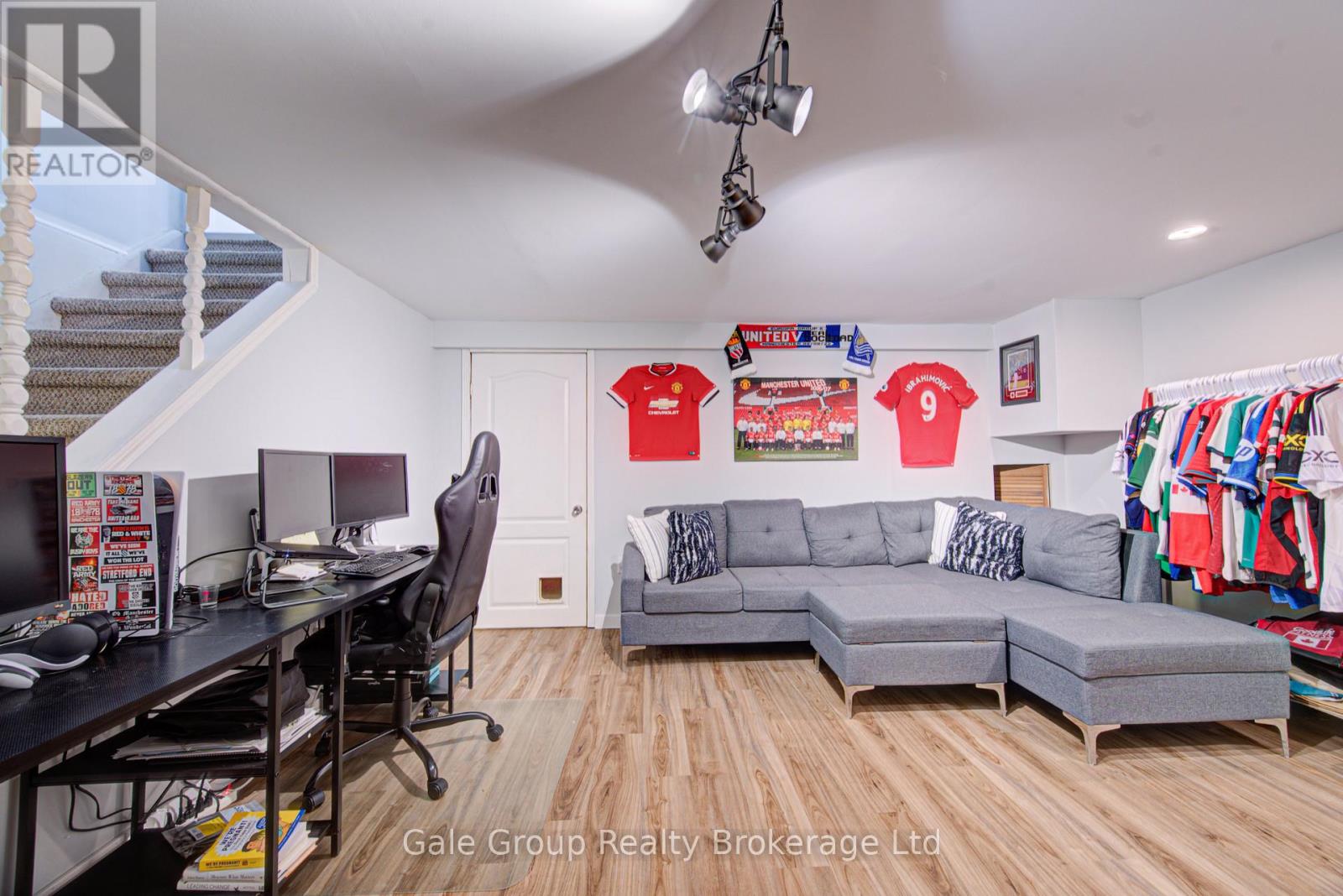 400 Odlum Drive, Woodstock (Woodstock - South), Ontario  N4S 3S2 - Photo 20 - X12890026