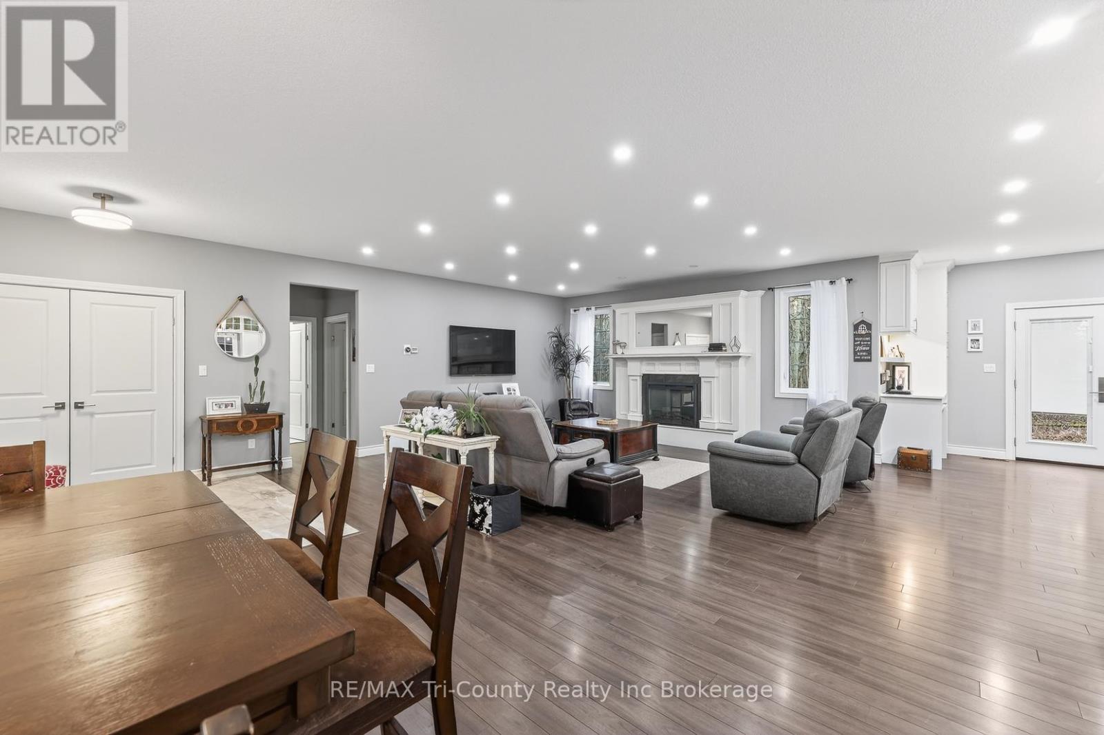 1299 County 23 Road, Norfolk, Ontario  N0E 1G0 - Photo 13 - X12891312