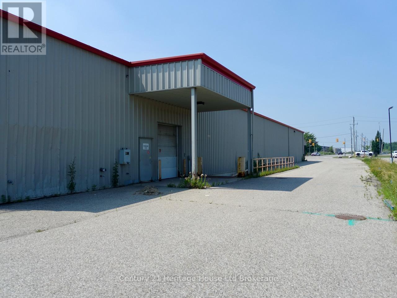 Unit 1 - 1344 Dundas Street E, Woodstock (Woodstock - South), Ontario  N4S 7V9 - Photo 9 - X12892604