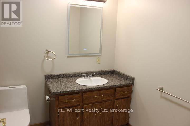 25130 Argyle Line, West Elgin, Ontario  N0L 2P0 - Photo 15 - X12892632