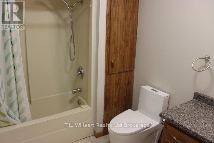 25130 Argyle Line, West Elgin, Ontario  N0L 2P0 - Photo 16 - X12892632