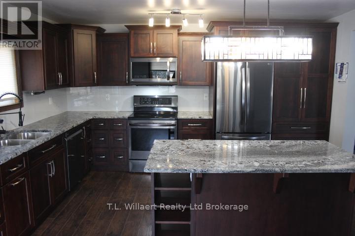 25130 Argyle Line, West Elgin, Ontario  N0L 2P0 - Photo 5 - X12892632