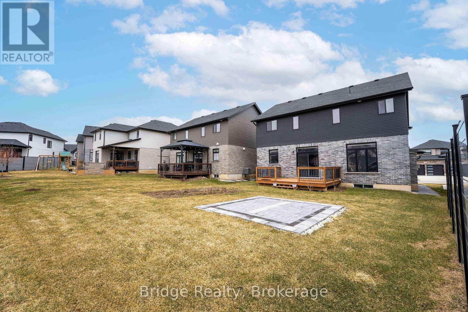 161 Hemlock Street, Woodstock (Woodstock - North), Ontario  N4S 0E4 - Photo 37 - X12893324