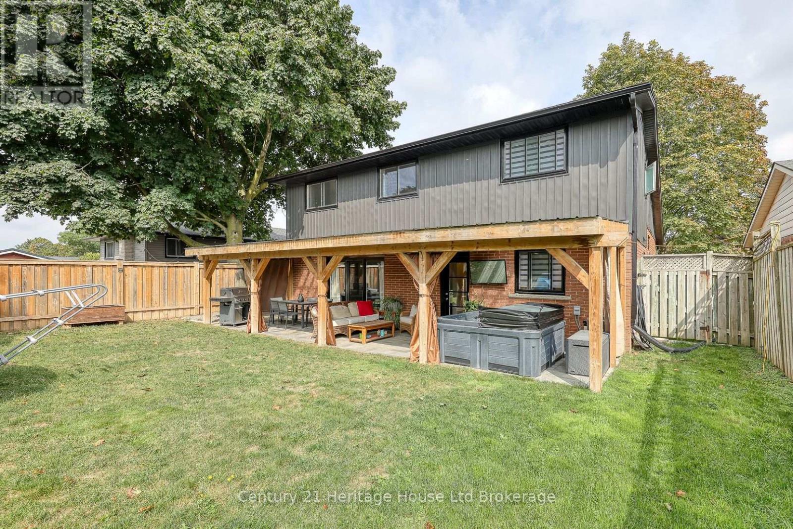 275 Cartier Drive N, Woodstock (Woodstock - North), Ontario  N4S 7T9 - Photo 29 - X12895834