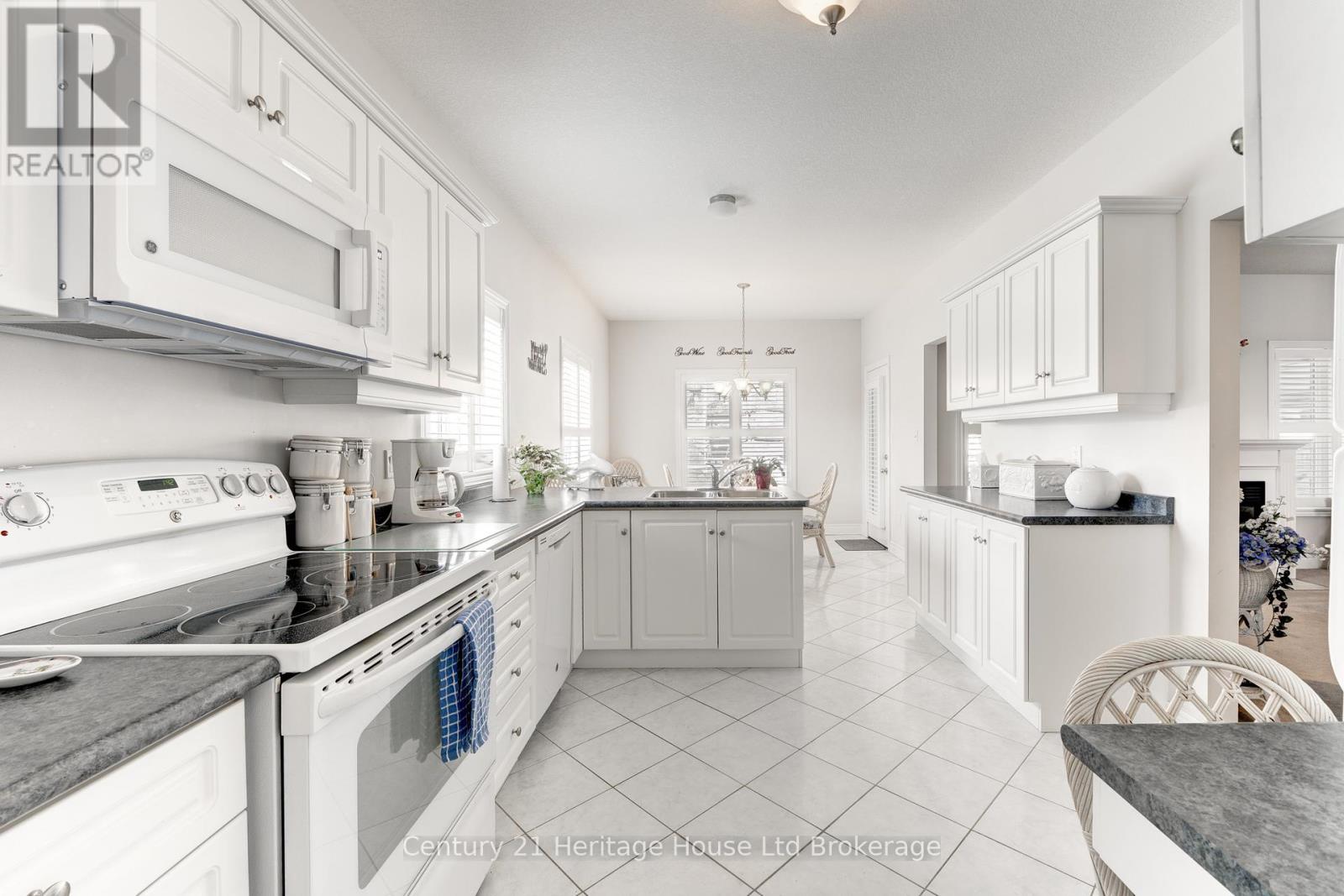 619 Fox Hollow Court, Woodstock (Woodstock - North), Ontario  N4T 1W3 - Photo 35 - X12896560