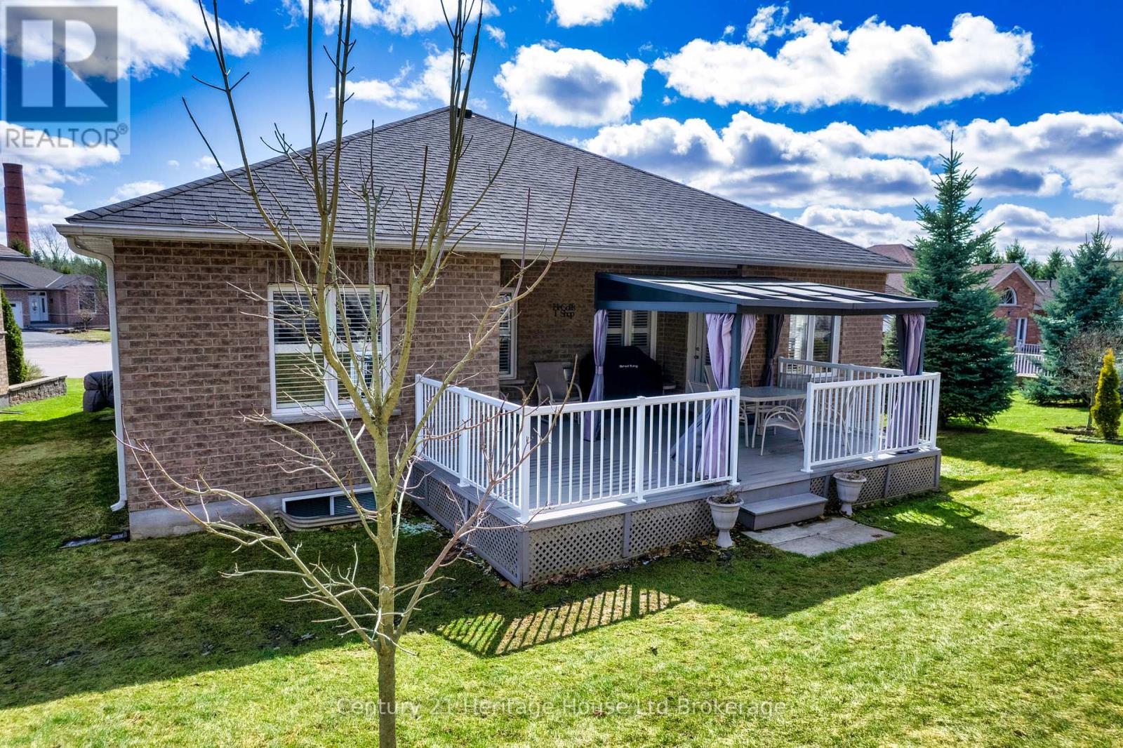 619 Fox Hollow Court, Woodstock (Woodstock - North), Ontario  N4T 1W3 - Photo 7 - X12896560