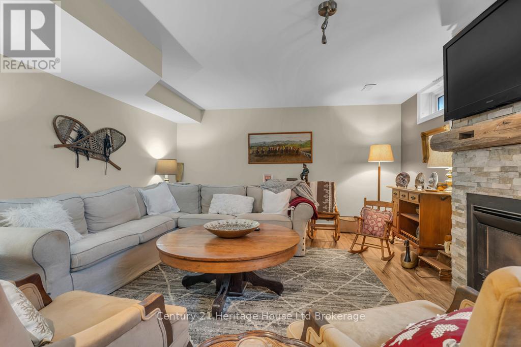 997 Vanier Avenue, Woodstock (Woodstock - North), Ontario  N4S 4K5 - Photo 20 - X12896816