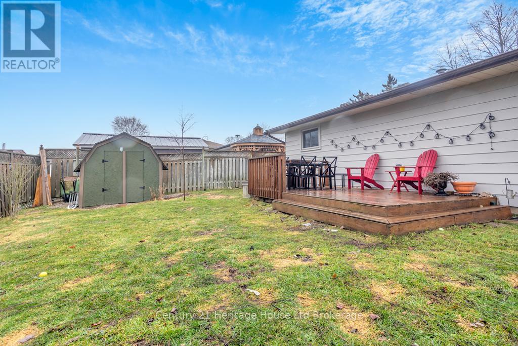 997 Vanier Avenue, Woodstock (Woodstock - North), Ontario  N4S 4K5 - Photo 30 - X12896816