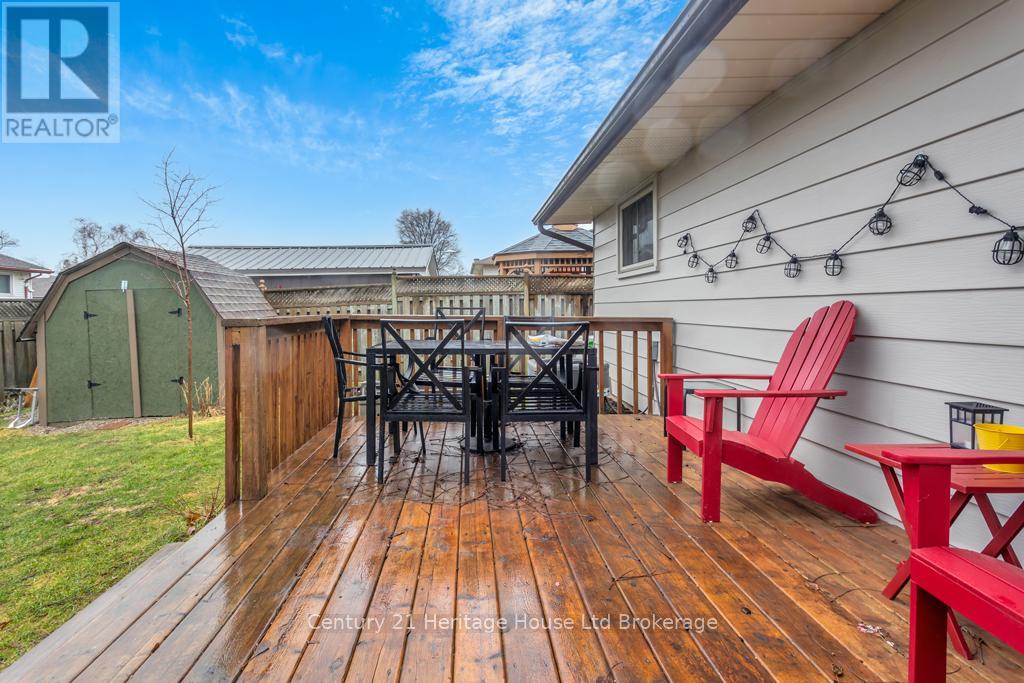 997 Vanier Avenue, Woodstock (Woodstock - North), Ontario  N4S 4K5 - Photo 31 - X12896816