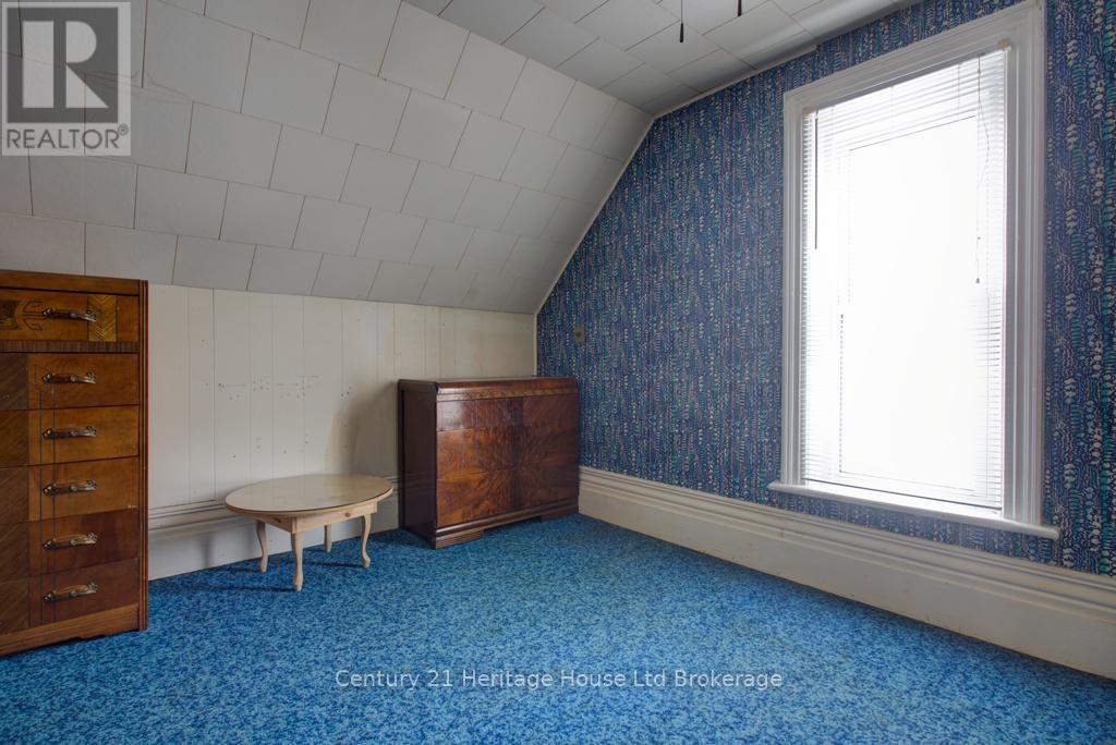 242 Wonham Street S, Ingersoll (Ingersoll - South), Ontario  N5C 2Z6 - Photo 15 - X12902678