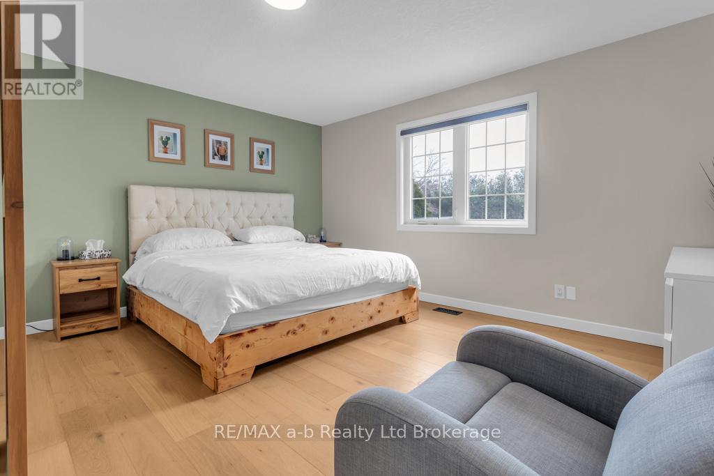 6744 Hacienda Road, Malahide, Ontario  N5H 2R5 - Photo 28 - X12904126