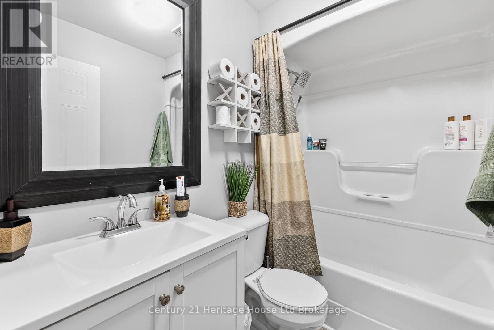 35 - 64 Hiawatha Road, Woodstock (Woodstock - North), Ontario  N4T 1P4 - Photo 10 - X12904614