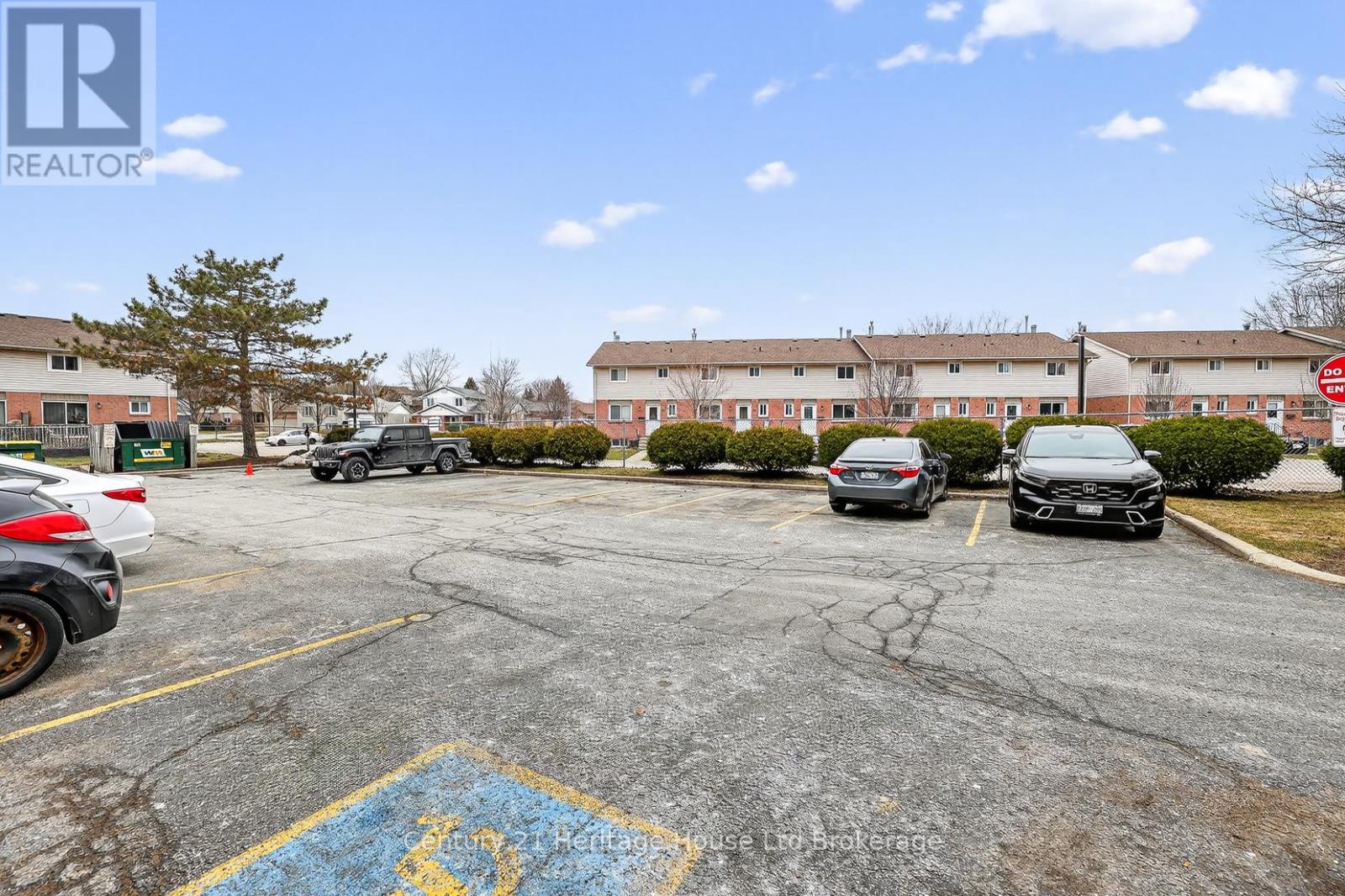 35 - 64 Hiawatha Road, Woodstock (Woodstock - North), Ontario  N4T 1P4 - Photo 26 - X12904614