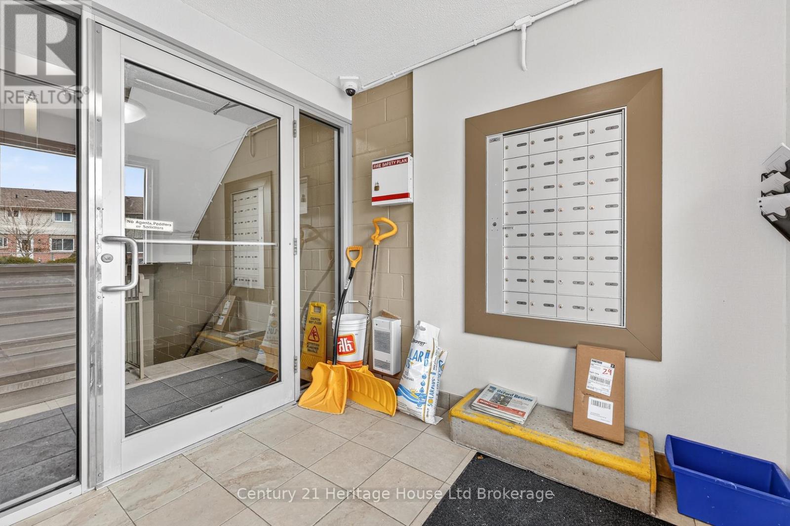 35 - 64 Hiawatha Road, Woodstock (Woodstock - North), Ontario  N4T 1P4 - Photo 5 - X12904614