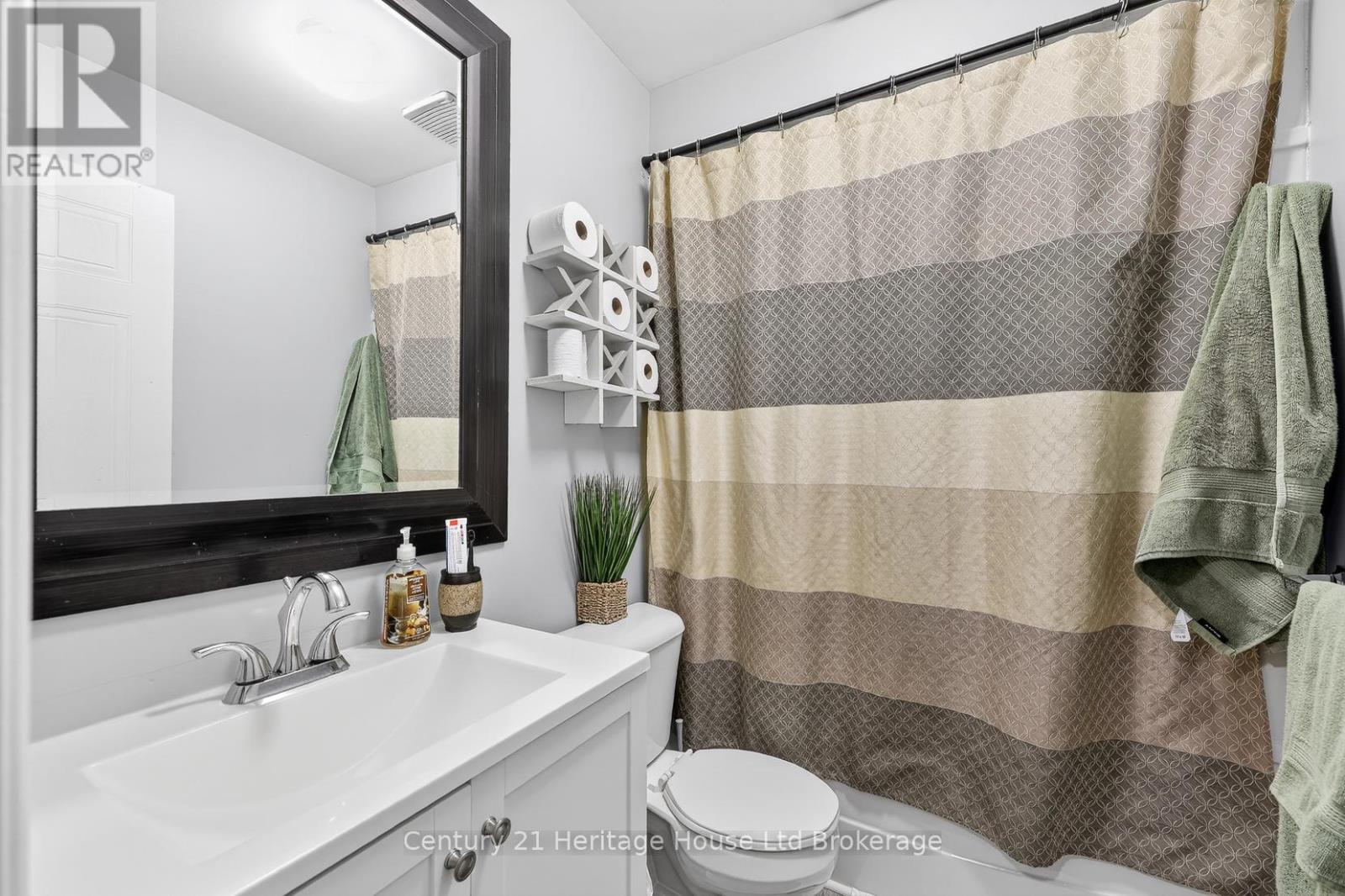 35 - 64 Hiawatha Road, Woodstock (Woodstock - North), Ontario  N4T 1P4 - Photo 9 - X12904614