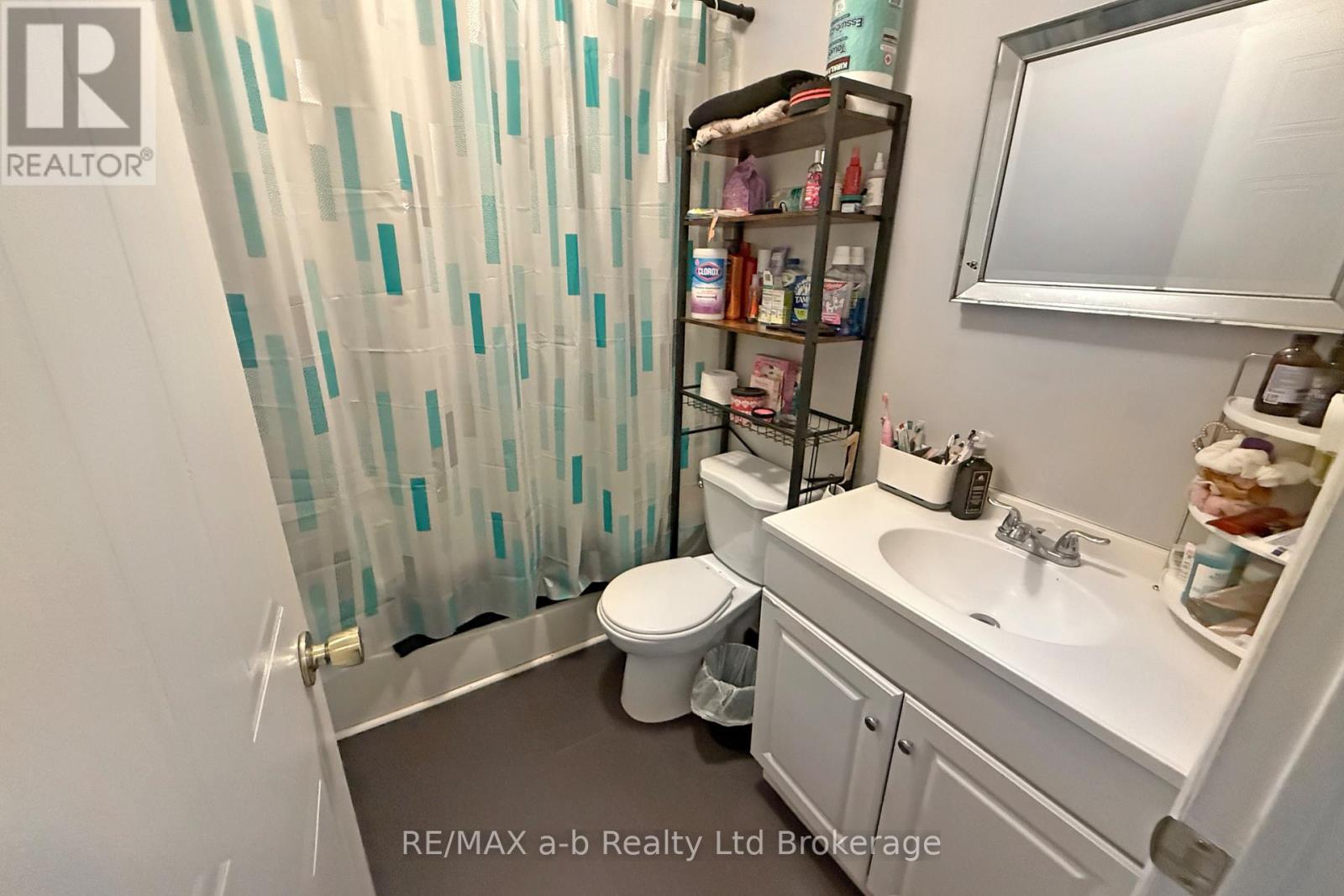 36 - 64 Hiawatha Road, Woodstock (Woodstock - North), Ontario  N4T 1P4 - Photo 14 - X12905768