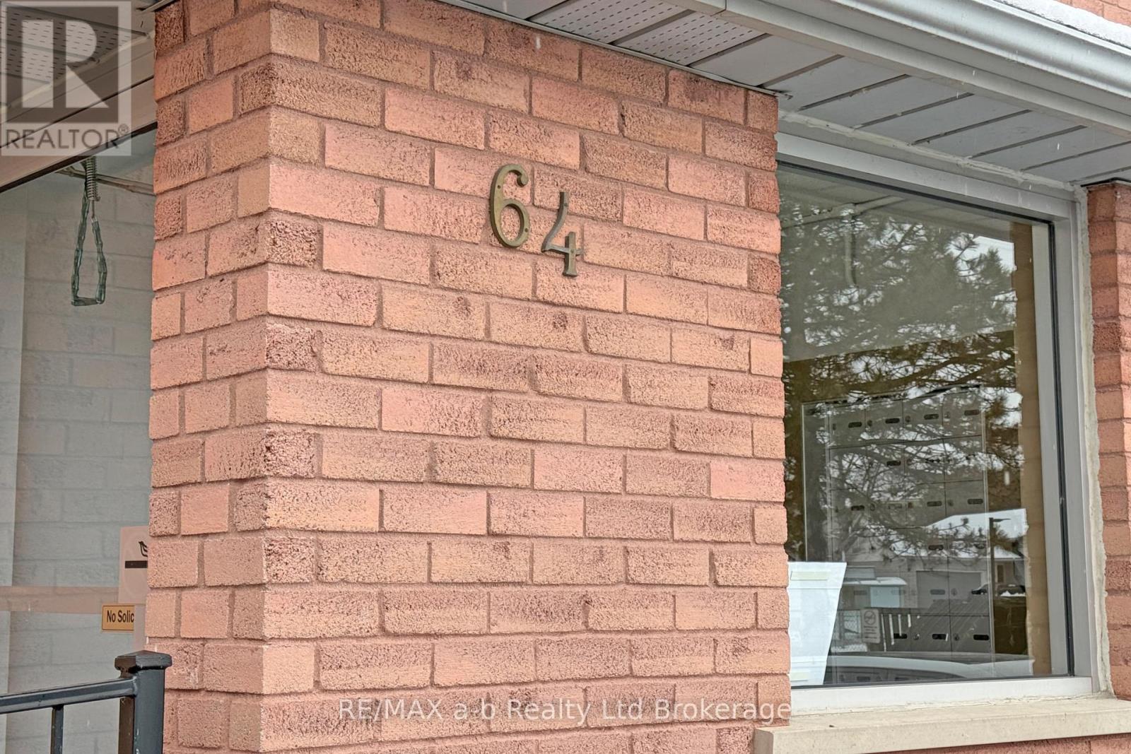 36 - 64 Hiawatha Road, Woodstock (Woodstock - North), Ontario  N4T 1P4 - Photo 5 - X12905768