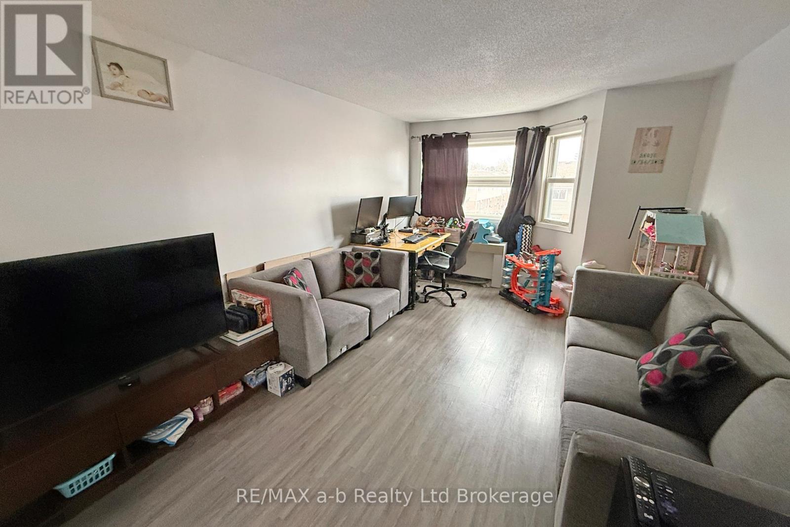 36 - 64 Hiawatha Road, Woodstock (Woodstock - North), Ontario  N4T 1P4 - Photo 6 - X12905768