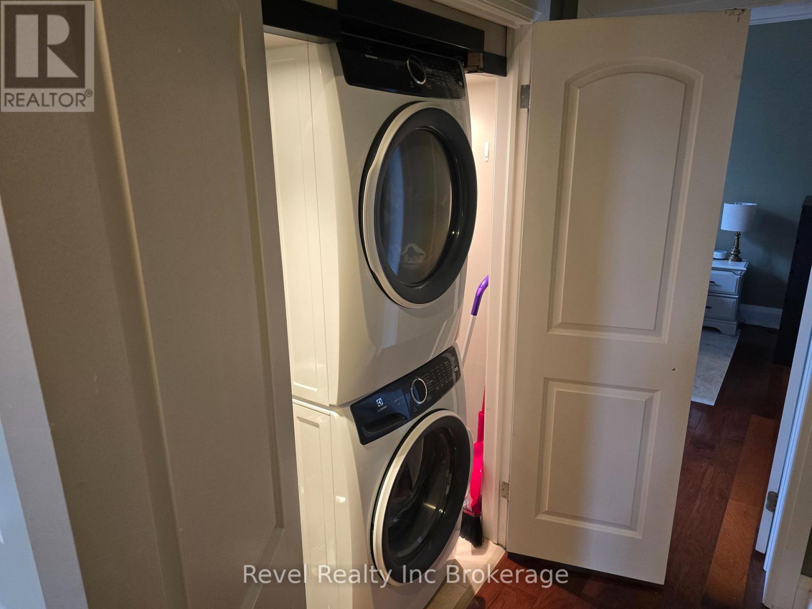 105 - 81 Broadway Street, Woodstock (Woodstock - South), Ontario  N4S 3A1 - Photo 13 - X12907308