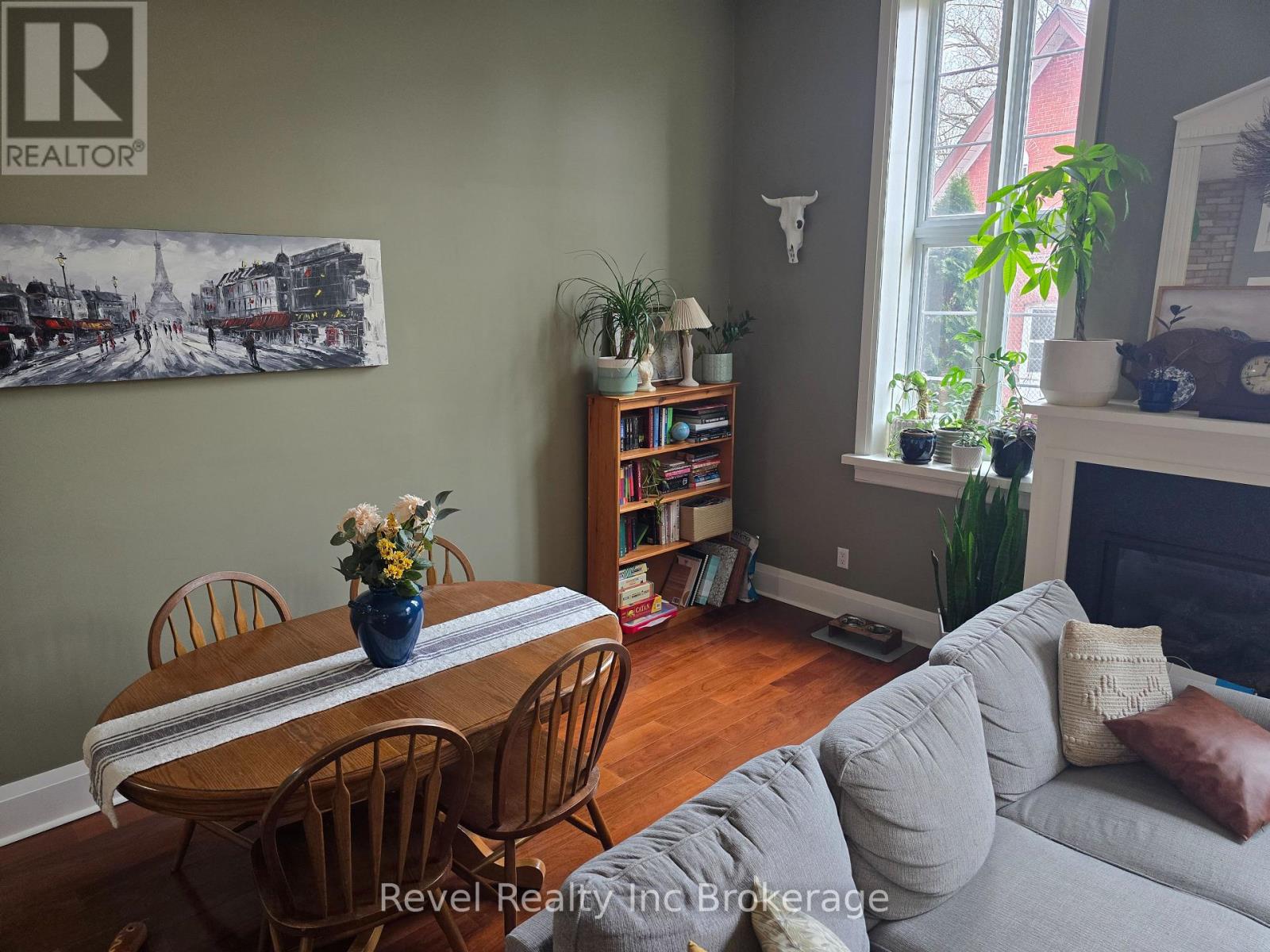 105 - 81 Broadway Street, Woodstock (Woodstock - South), Ontario  N4S 3A1 - Photo 4 - X12907308