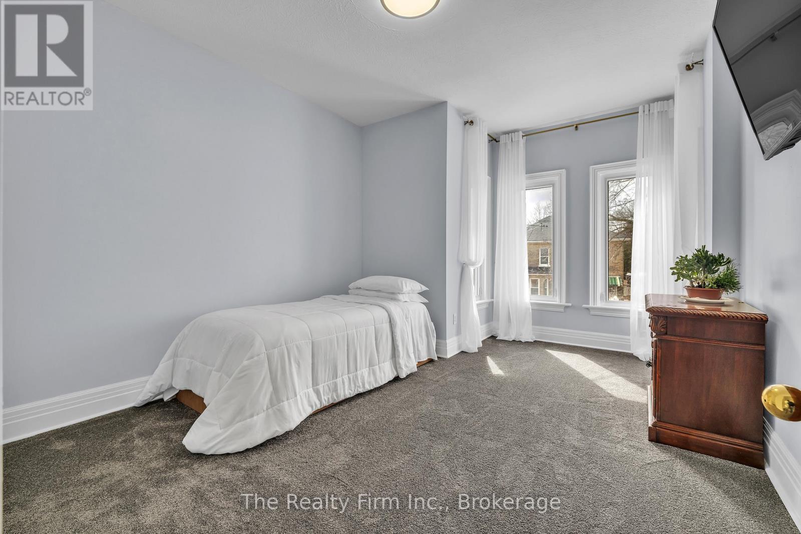 751 Rathbourne Avenue, Woodstock (Woodstock - North), Ontario  N4S 4L6 - Photo 25 - X12907730