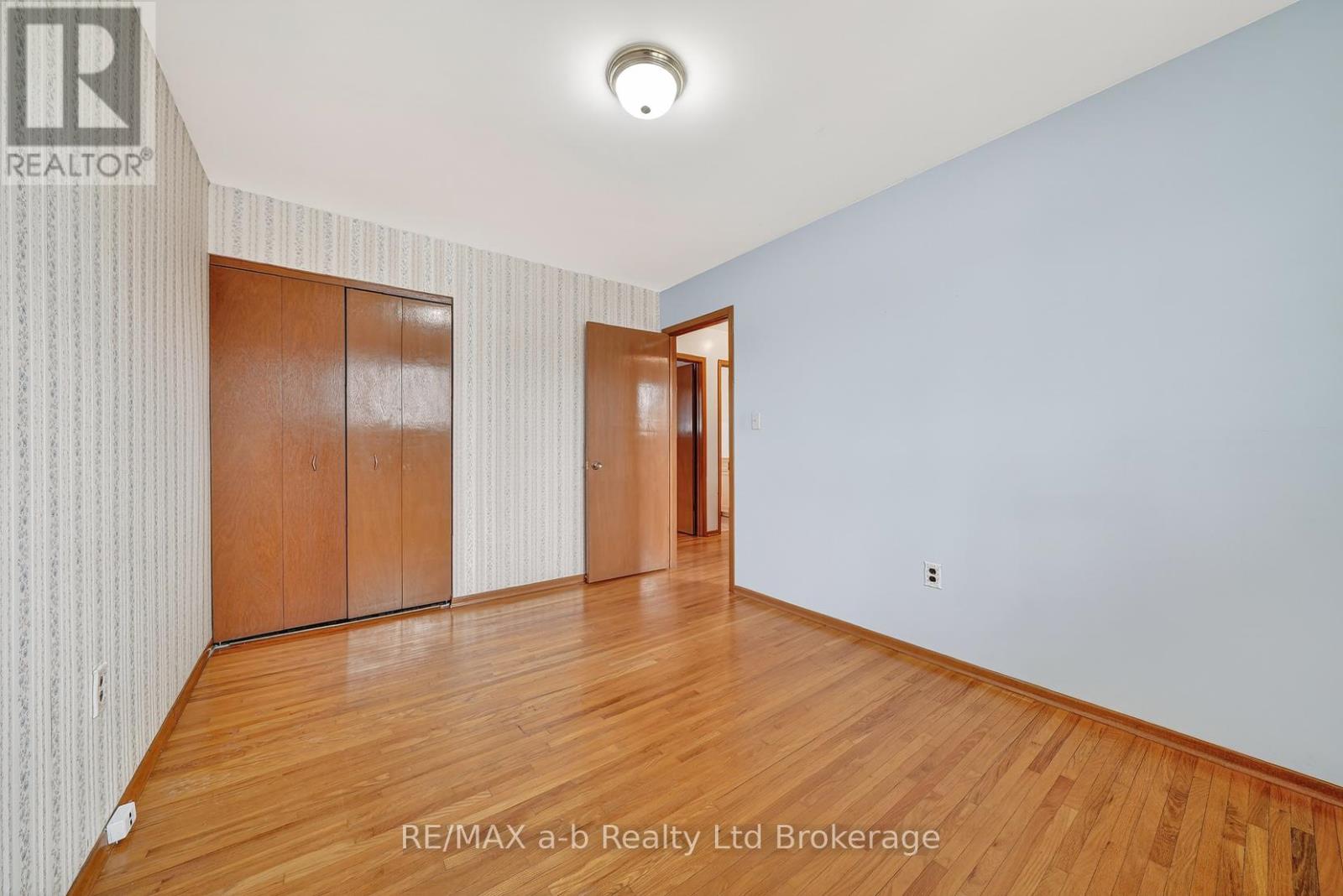 42 Princess Park Road, Ingersoll (Ingersoll - South), Ontario  N5C 1X8 - Photo 21 - X12909156