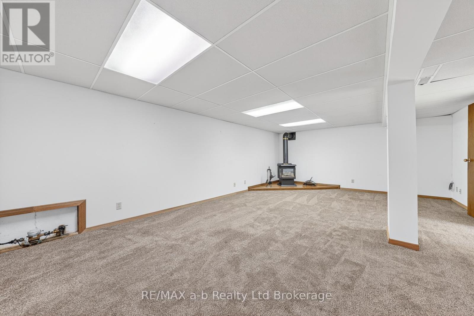 42 Princess Park Road, Ingersoll (Ingersoll - South), Ontario  N5C 1X8 - Photo 24 - X12909156