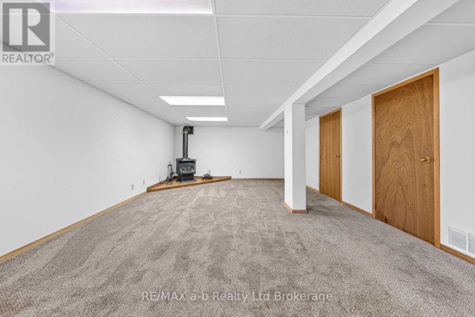 42 Princess Park Road, Ingersoll (Ingersoll - South), Ontario  N5C 1X8 - Photo 25 - X12909156