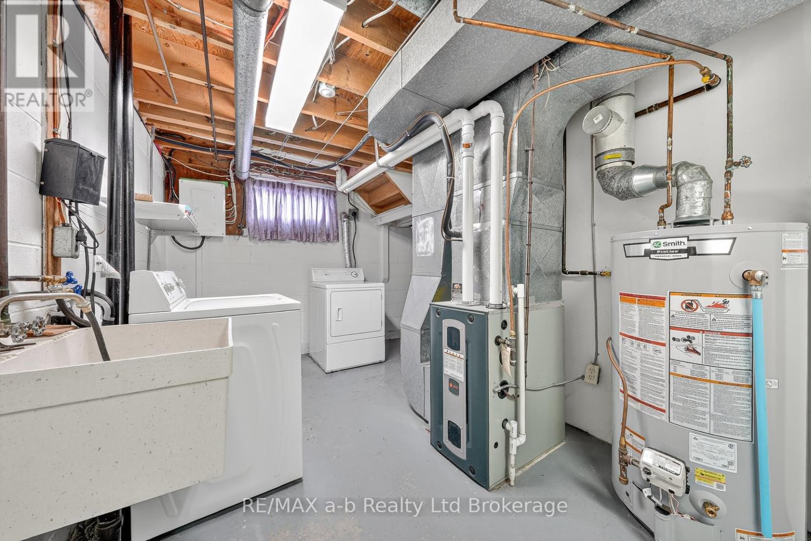 42 Princess Park Road, Ingersoll (Ingersoll - South), Ontario  N5C 1X8 - Photo 33 - X12909156