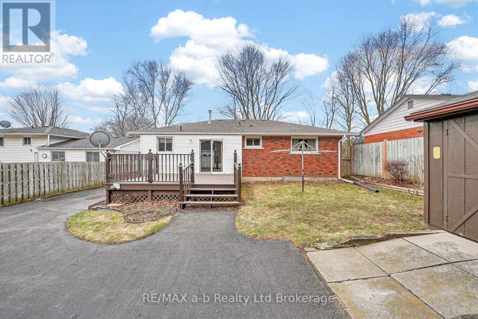 42 Princess Park Road, Ingersoll (Ingersoll - South), Ontario  N5C 1X8 - Photo 40 - X12909156