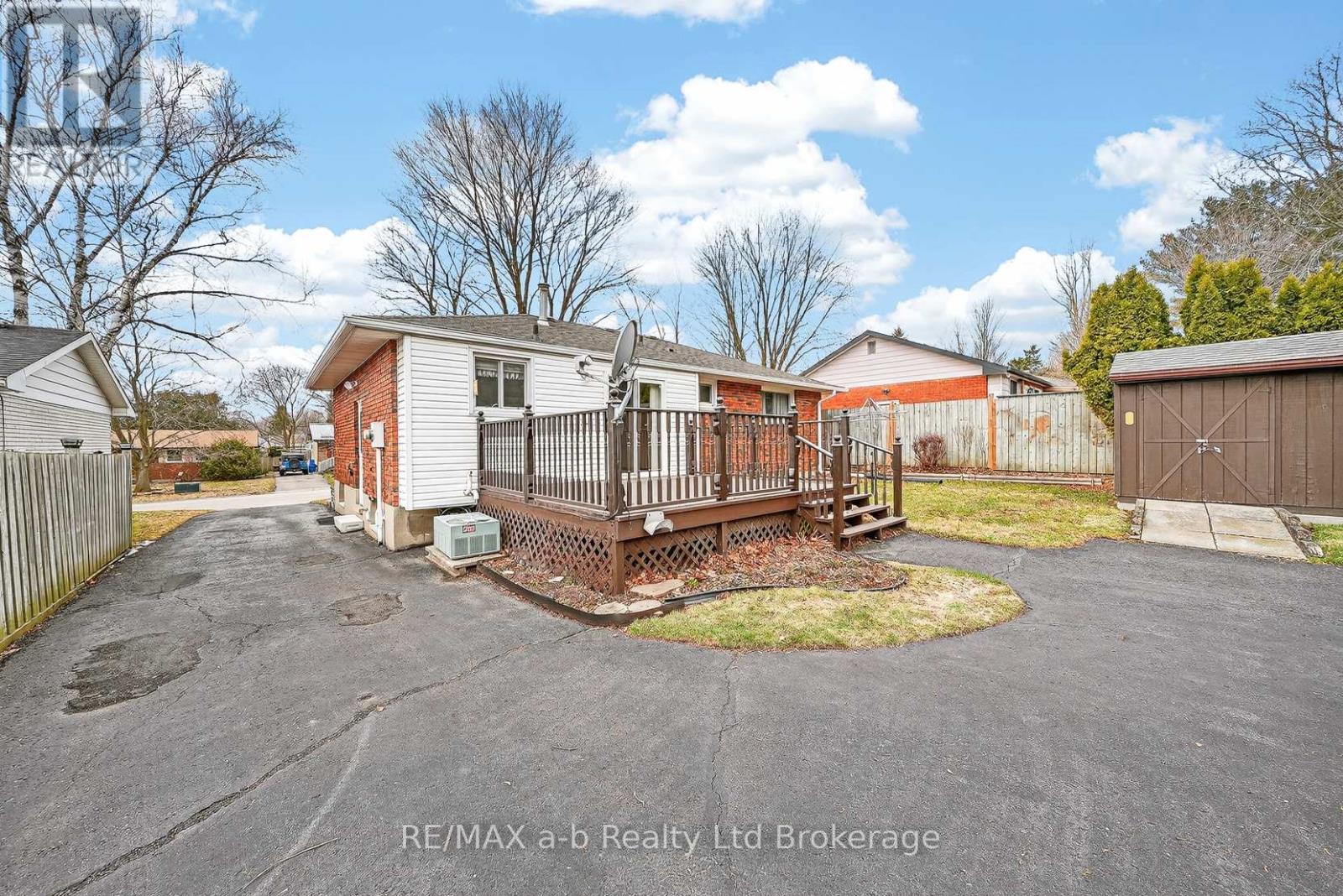 42 Princess Park Road, Ingersoll (Ingersoll - South), Ontario  N5C 1X8 - Photo 41 - X12909156