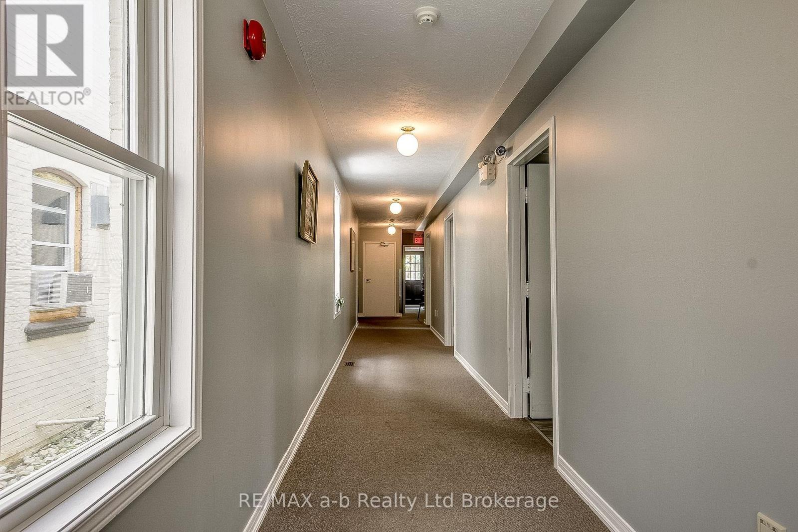 25 Main Street E, Norwich (Norwich Town), Ontario  N0J 1P0 - Photo 14 - X12909488