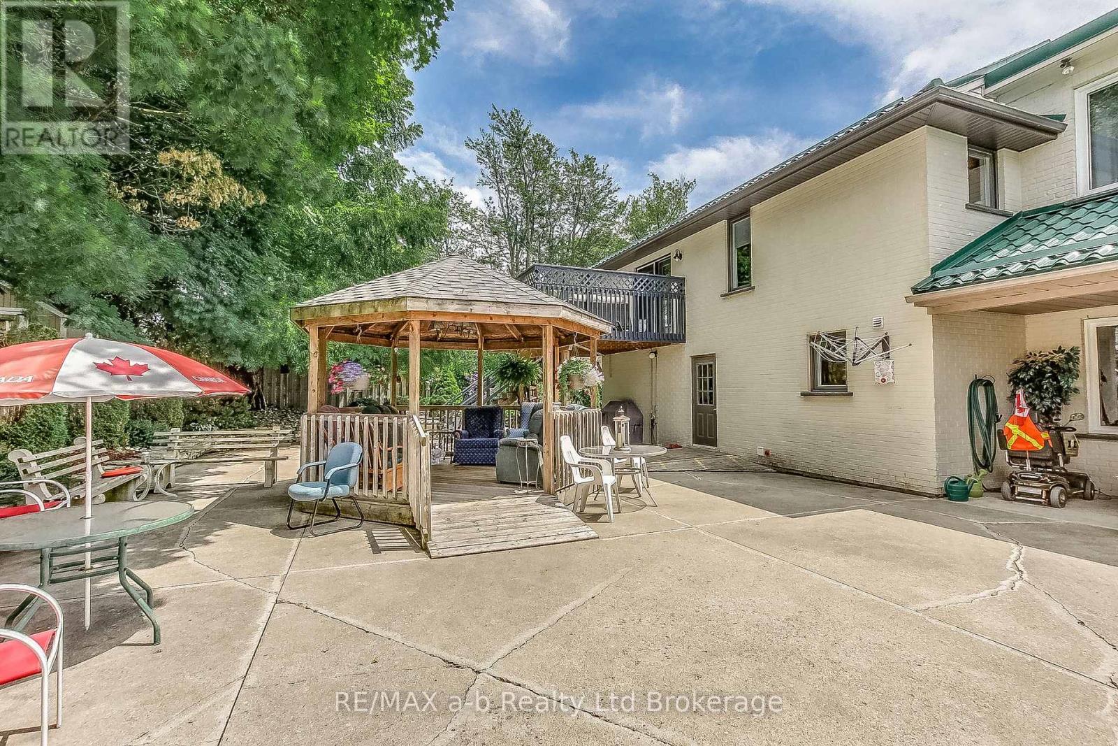 25 Main Street E, Norwich (Norwich Town), Ontario  N0J 1P0 - Photo 3 - X12909488