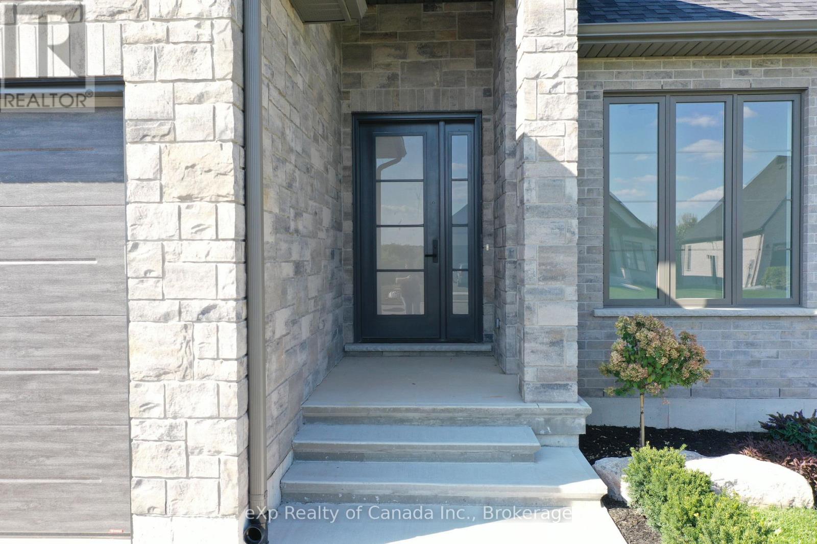 53 Herb Street, Norwich (Norwich Town), Ontario  N0J 1P0 - Photo 8 - X12911684