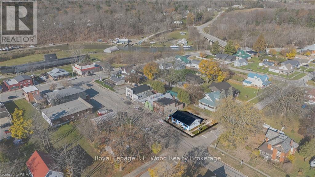 29 Wellington Street, Bayham (Port Burwell), Ontario  N0J 1T0 - Photo 8 - X12911978